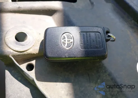 2014 Toyota Prius Four z USA, uszkodzony, nr VIN JTDKN3DU7E1830534